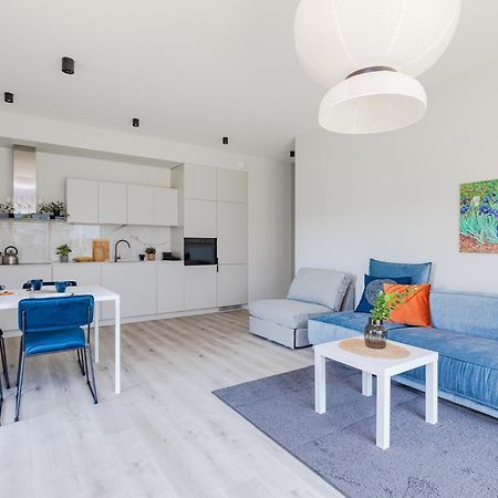 Superapart Herbu Janina 4, Wilanow, Szpital Medicover, Paley, Parking Warsaw Ngoại thất bức ảnh